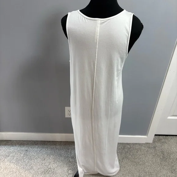 Aritzia - The Group Babaton Dress - Picture 4 of 7